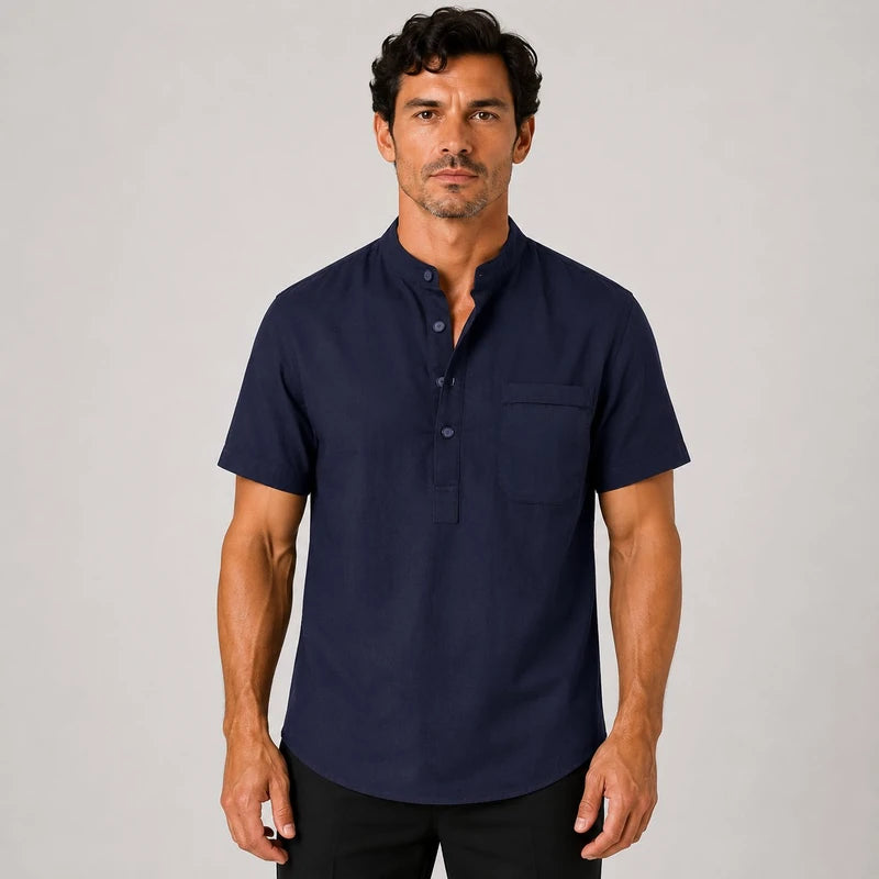 Camisa Masculina em Linho Gola Henley Com Bolso Manga Curta Taormina